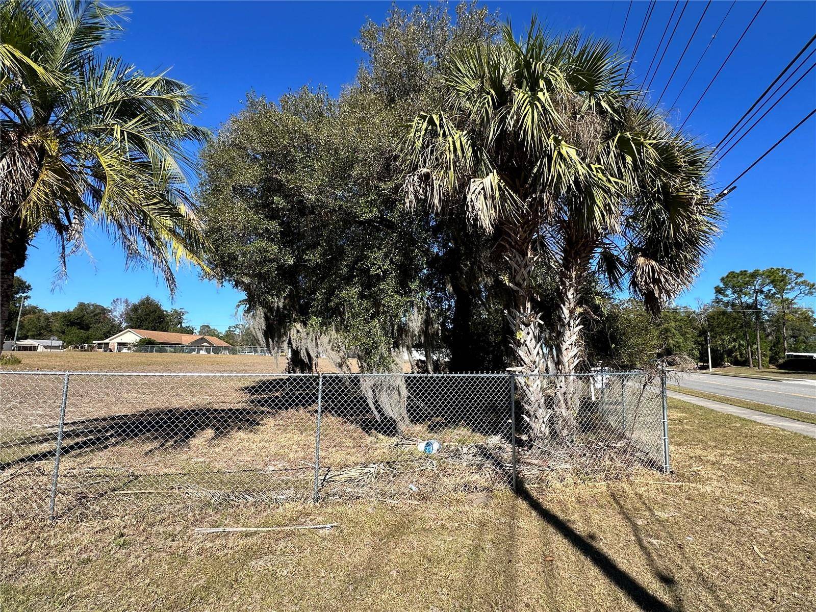 750 N WEKIWA SPRINGS RD, Apopka, FL 32712