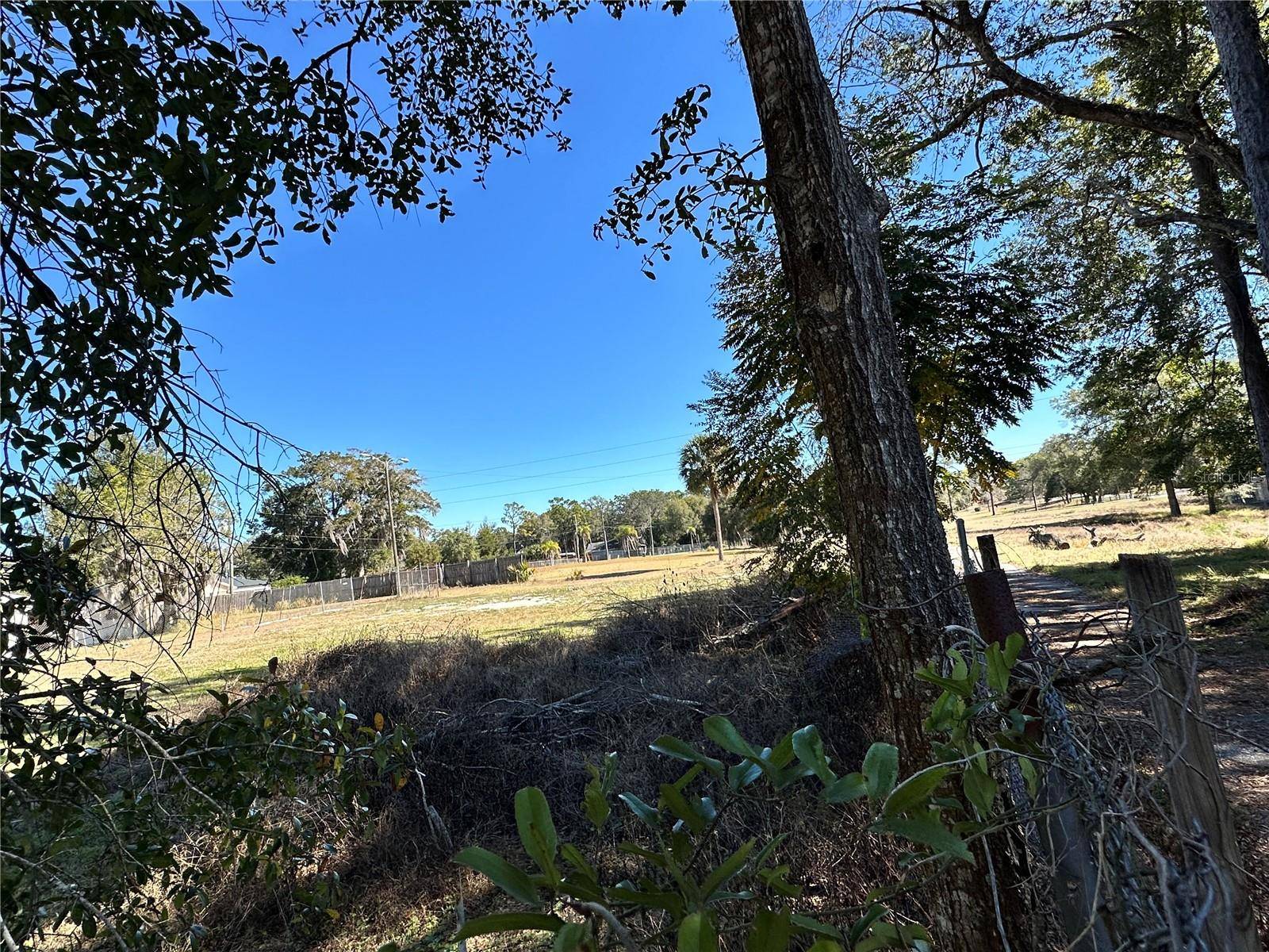 750 N WEKIWA SPRINGS RD, Apopka, FL 32712
