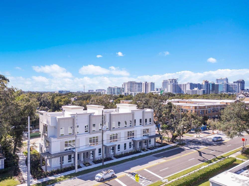 1004 E ROBINSON, Orlando, FL 32801