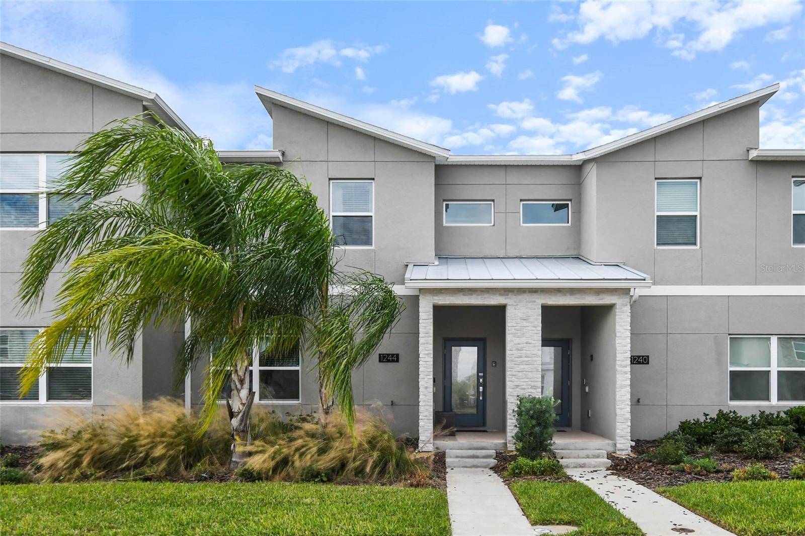 1244 CHALLENGE DR, Davenport, FL 33896