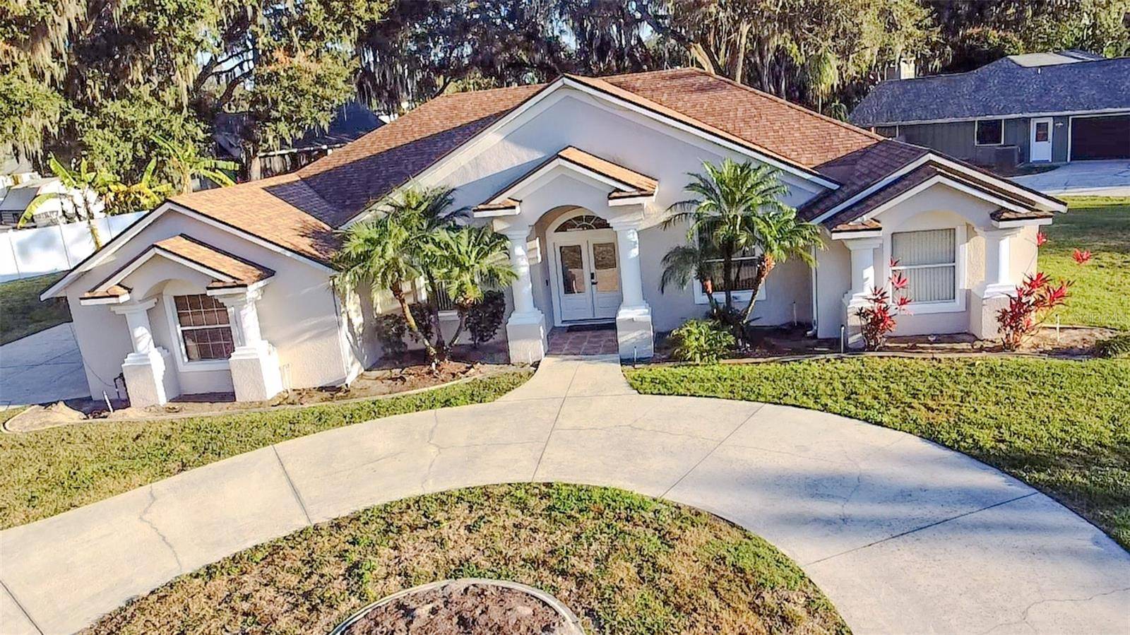 4 WESTON RD, Leesburg, FL 34748