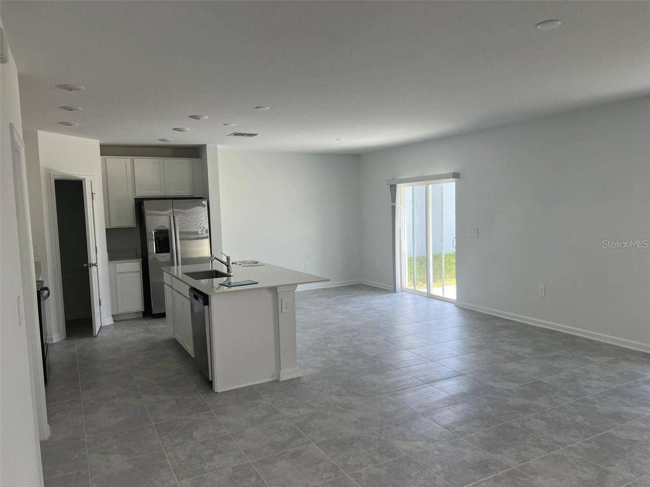 1756 WHITE WATER CT, Davenport, FL 33837