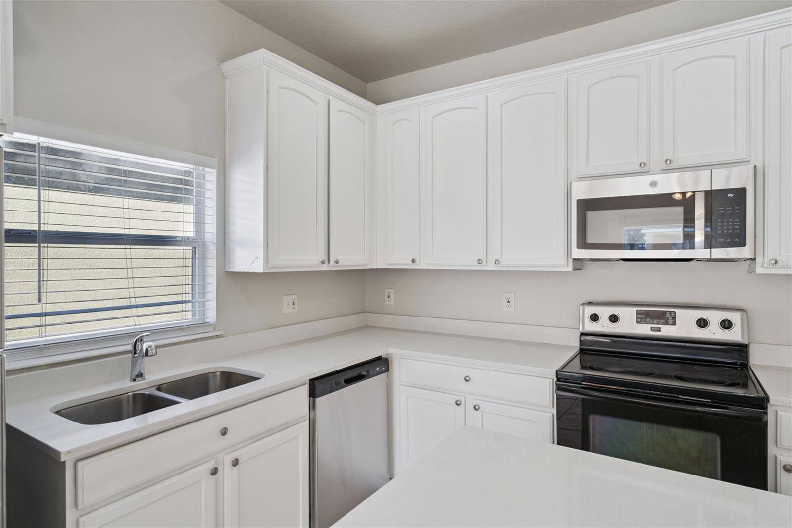 2104 JUSTICE LN, St Cloud, FL 34769