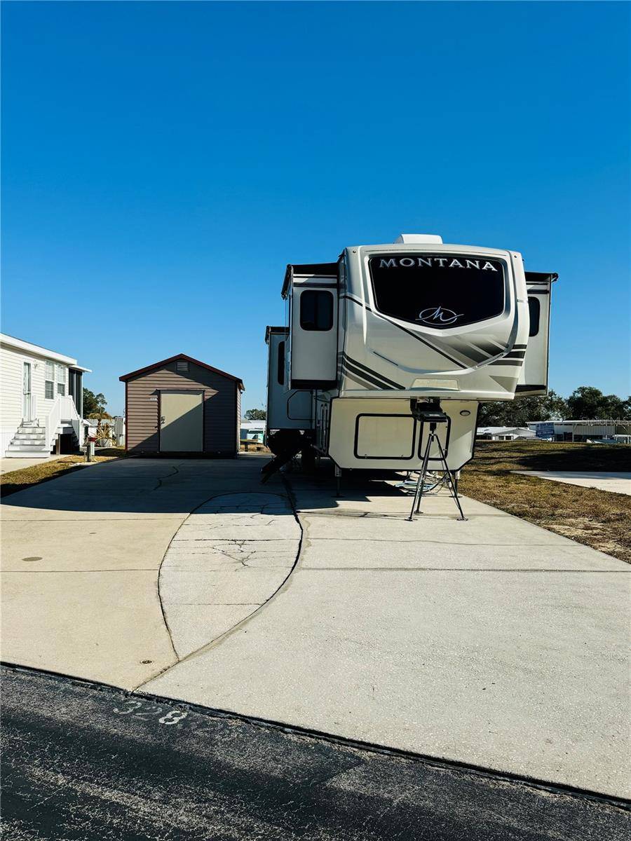 328 ST GEORGE DR, Davenport, FL 33837
