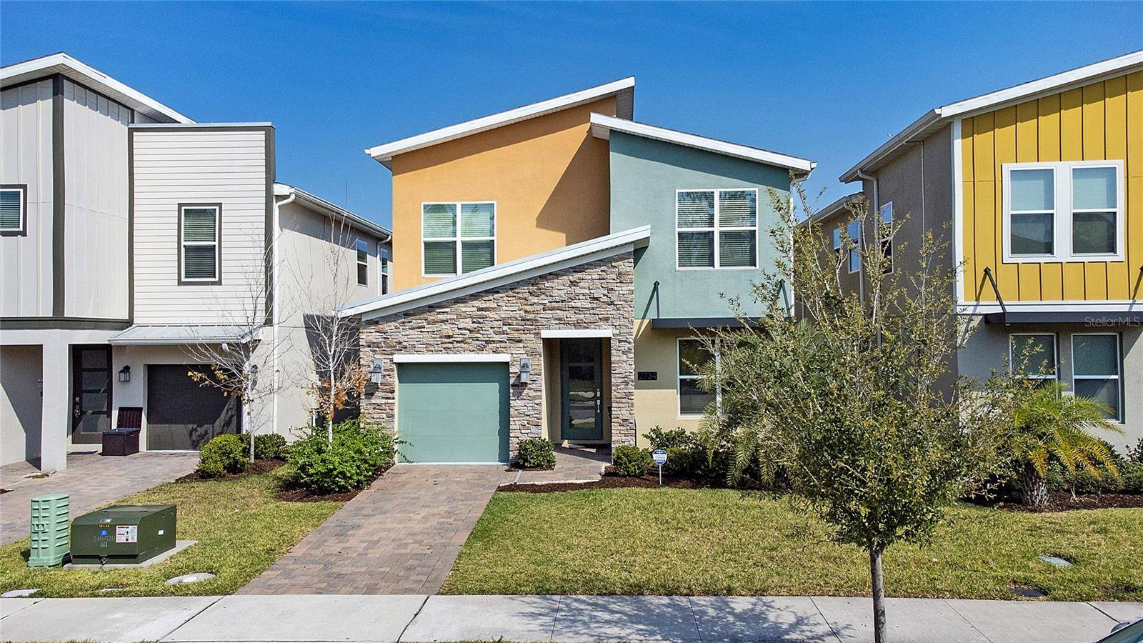 2734 BOOKMARK DR, Kissimmee, FL 34746