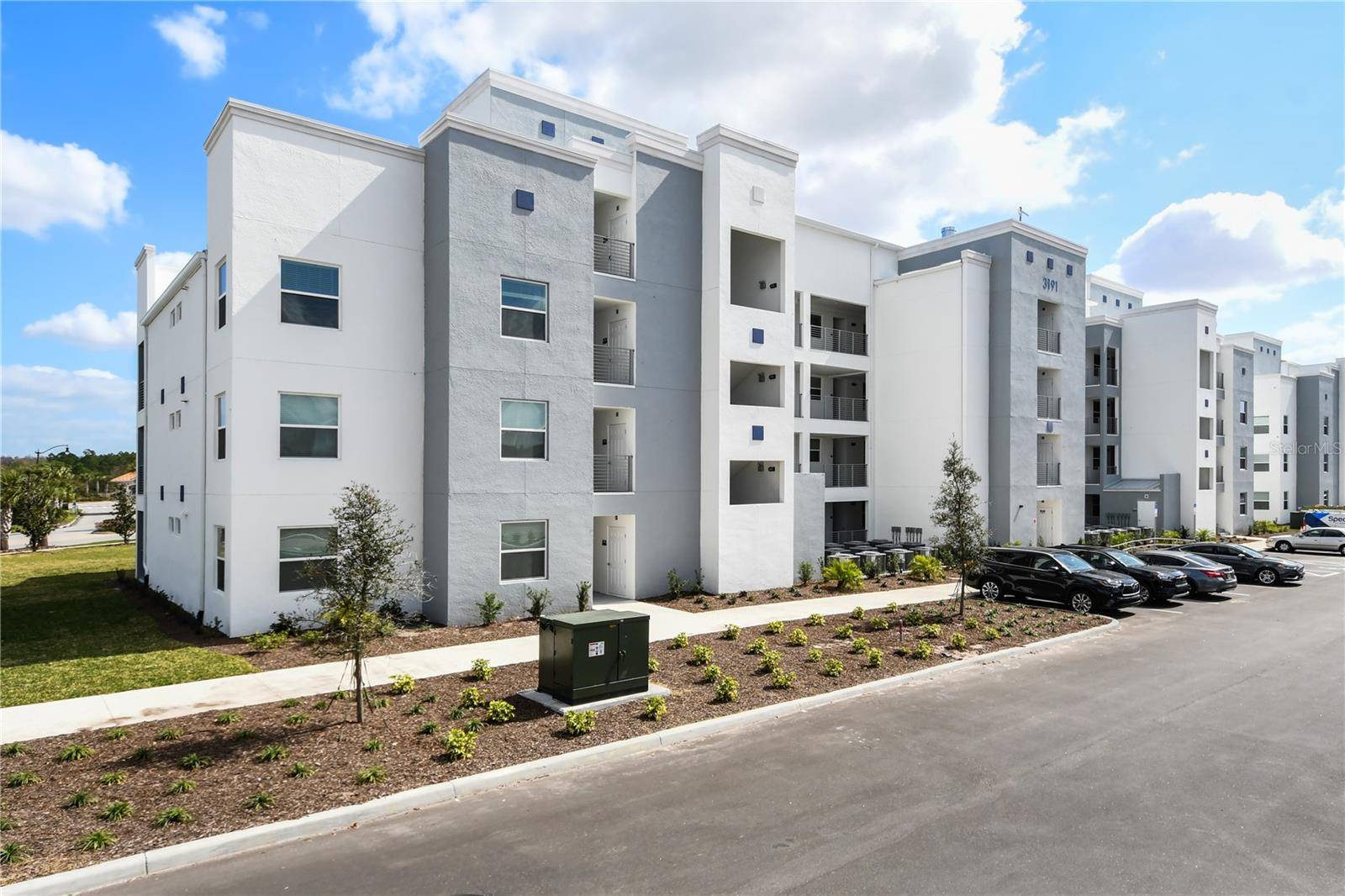 3191 PARADOX CIR #401, Kissimmee, FL 34746