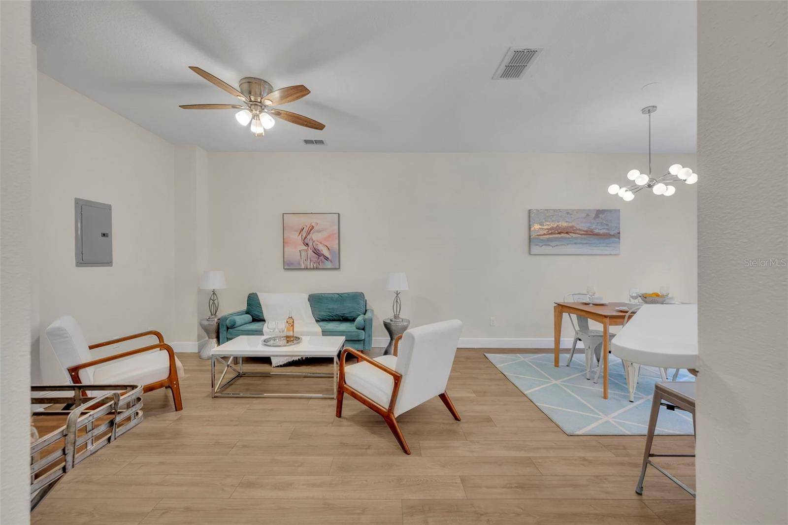 1172 S BEACH CIR, Kissimmee, FL 34746