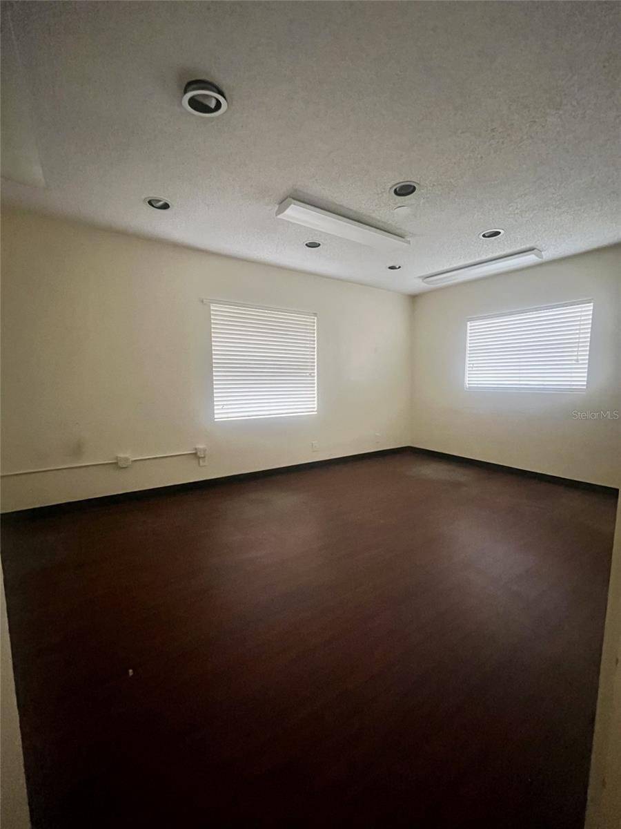 130 E 1ST ST, Apopka, FL 32703