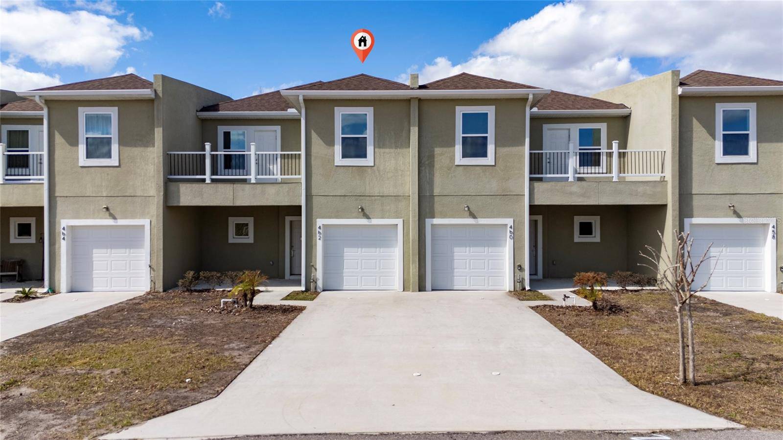 462 LAKE SHORE Pkwy, Davenport, FL 33896