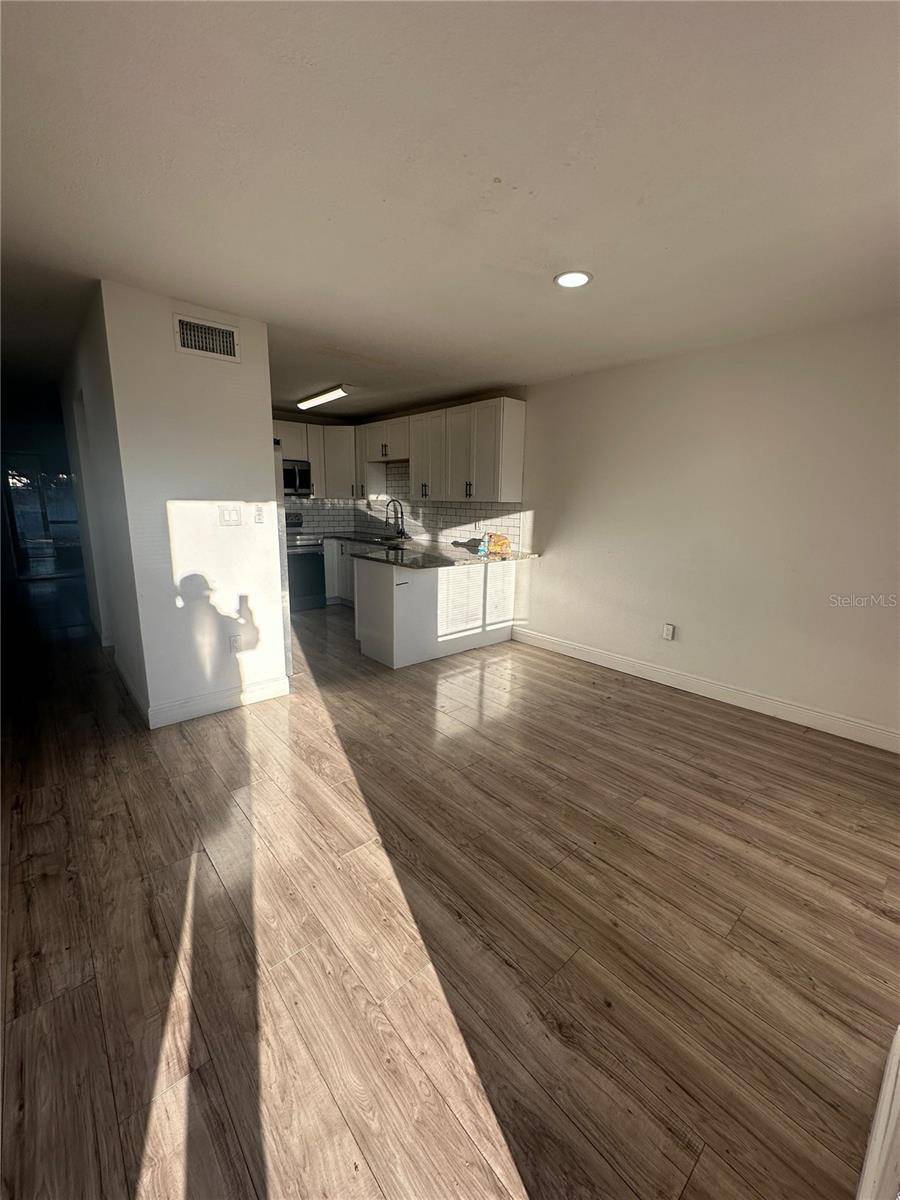 5064 DOWNING ST #4, Orlando, FL 32839
