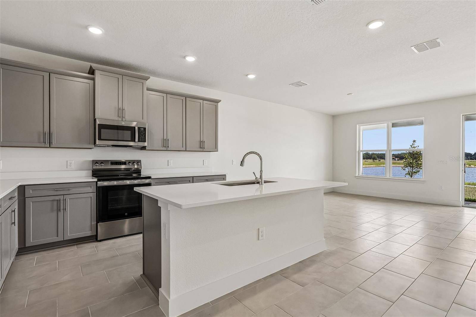 5030 SALADO DR, St Cloud, FL 34771