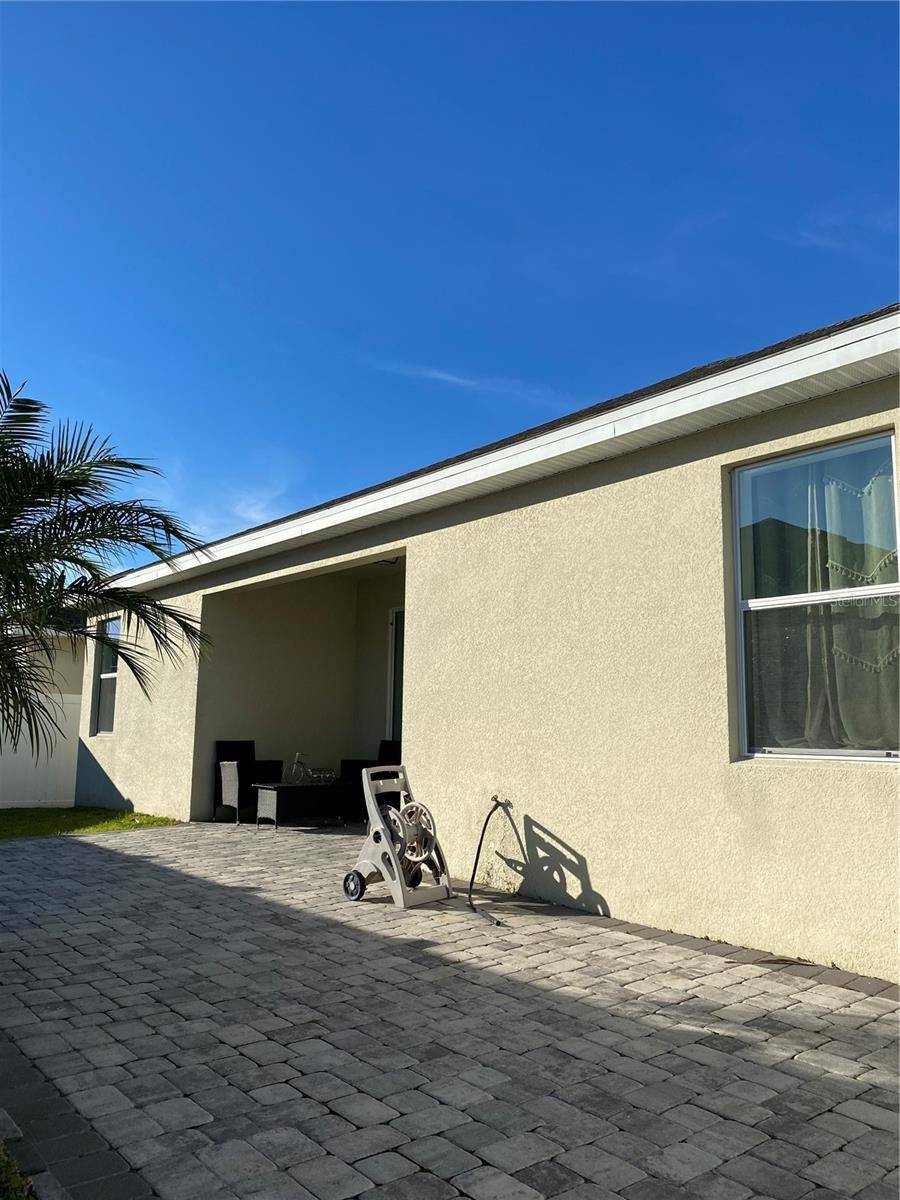 3016 MADELIA LN, Kissimmee, FL 34744