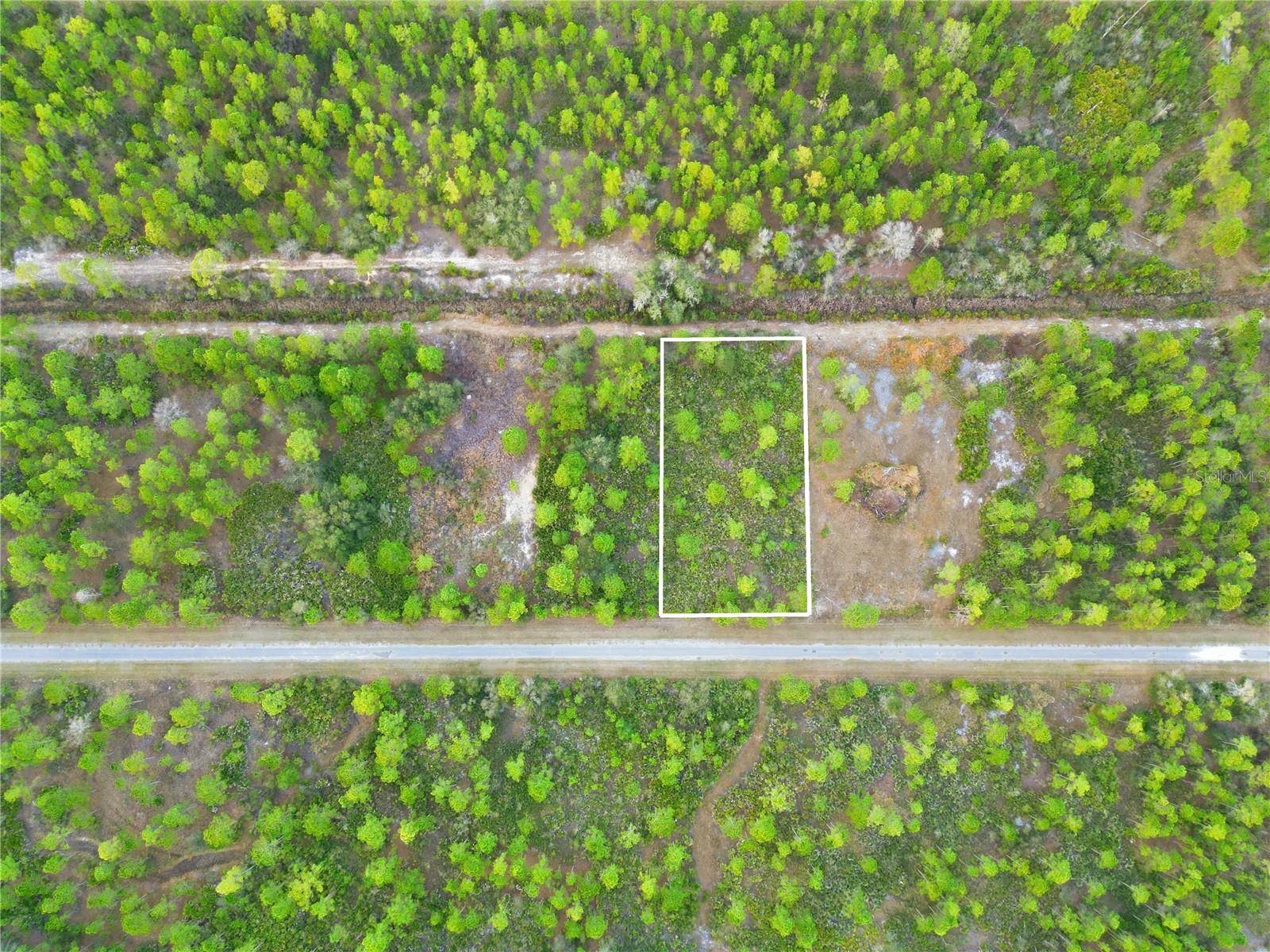 310 TROPICANA DR, Indian Lake Estates, FL 33855
