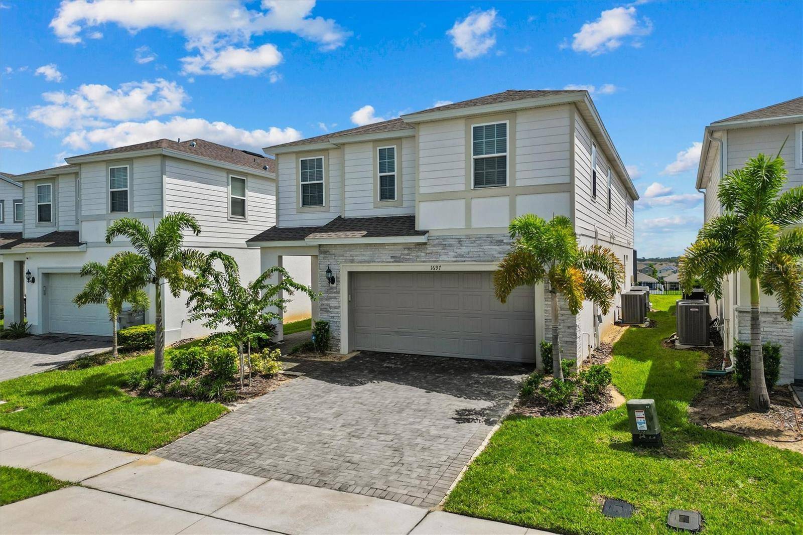 1697 KONA LN, Davenport, FL 33897