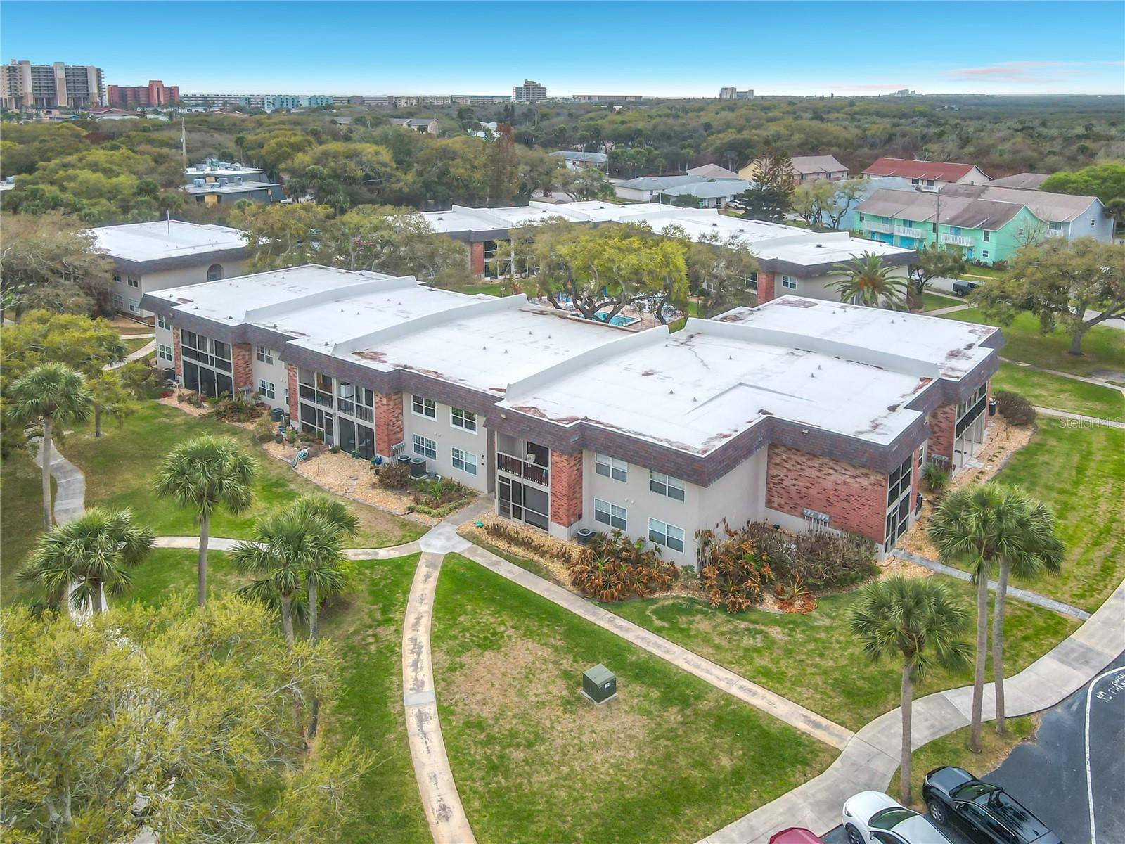 3800 SAXON DR #B13, New Smyrna Beach, FL 32169