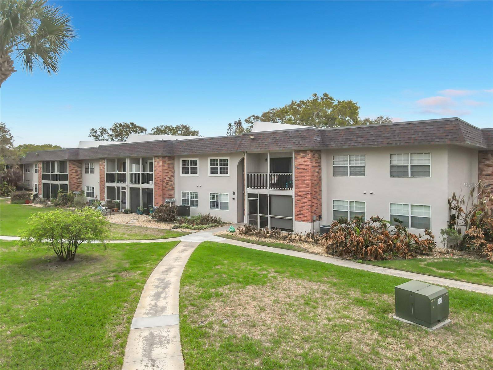 3800 SAXON DR #B13, New Smyrna Beach, FL 32169