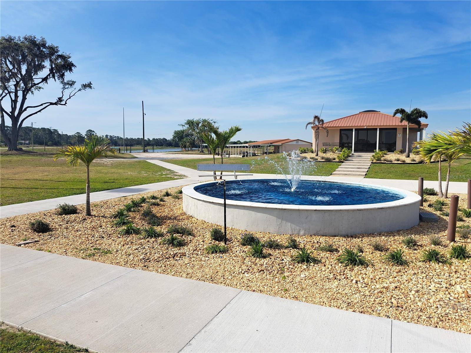 5 EL DORADO DR, Indian Lake Estates, FL 33855