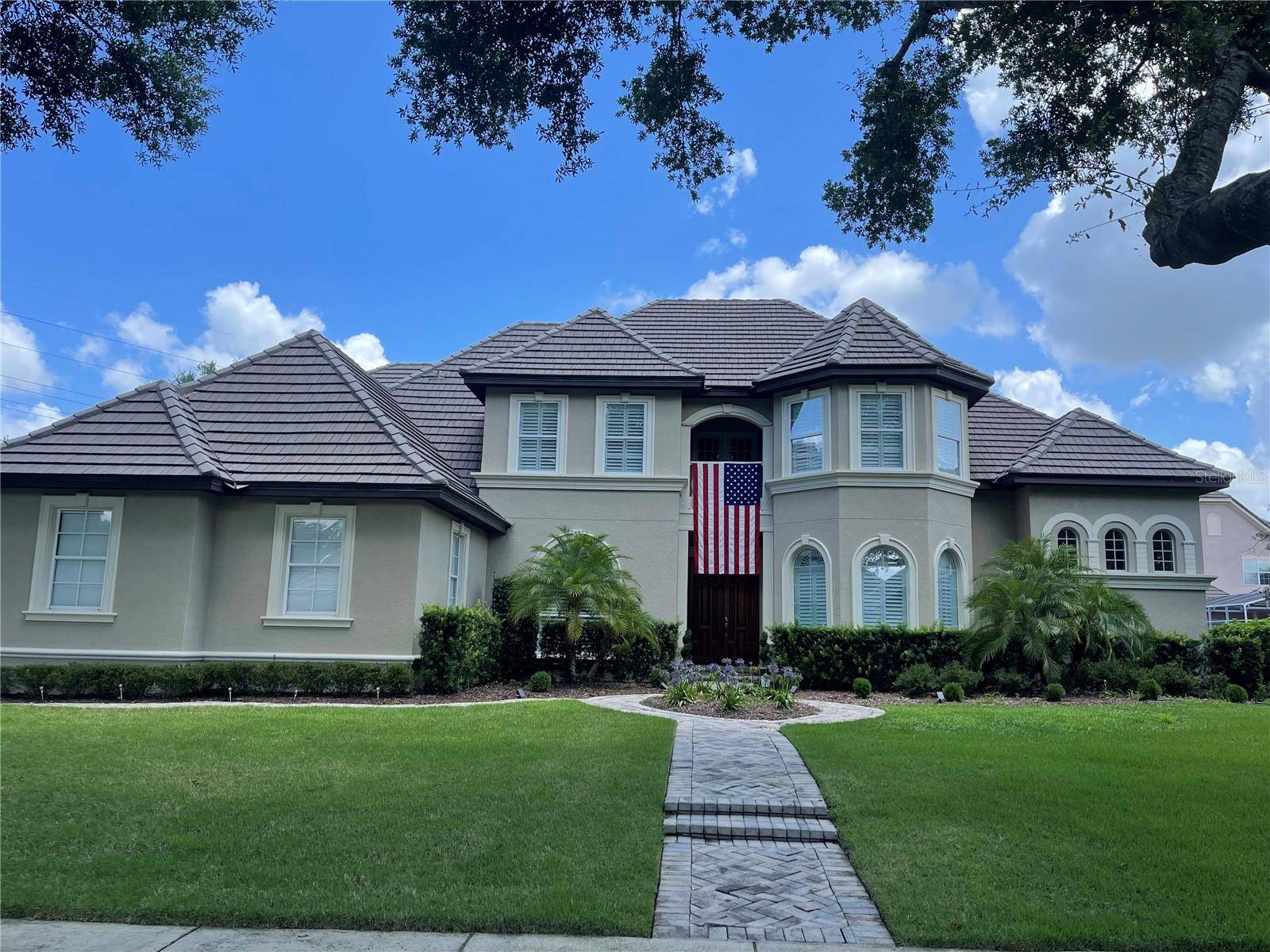 8734 CRESTGATE CIR, Orlando, FL 32819