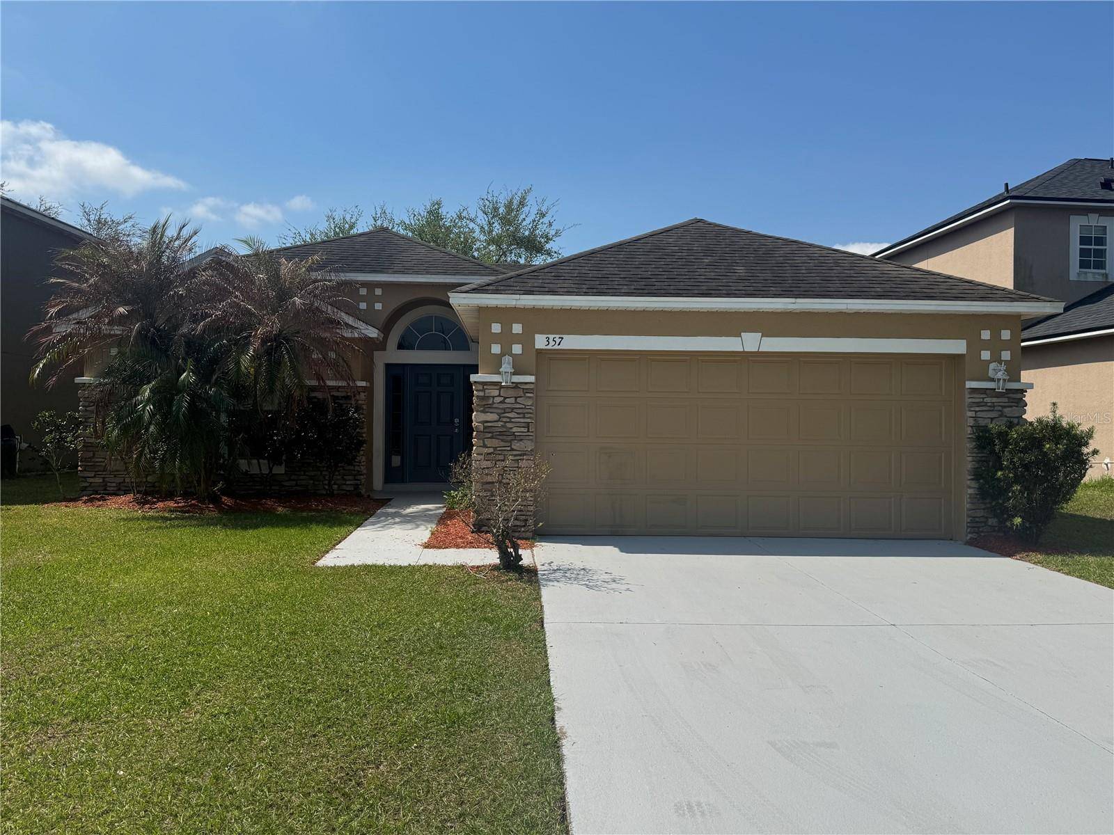 357 SQUIRES GROVE DR, Winter Haven, FL 33880