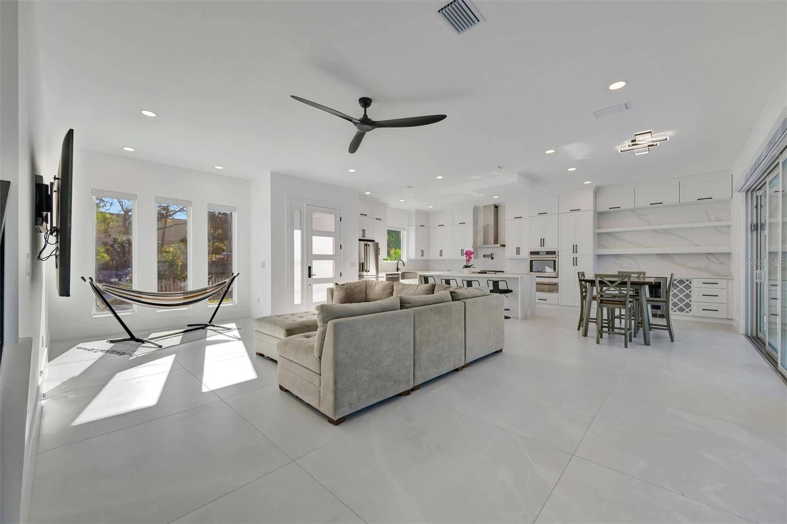3723 NORWOOD CT, Sarasota, FL 34234