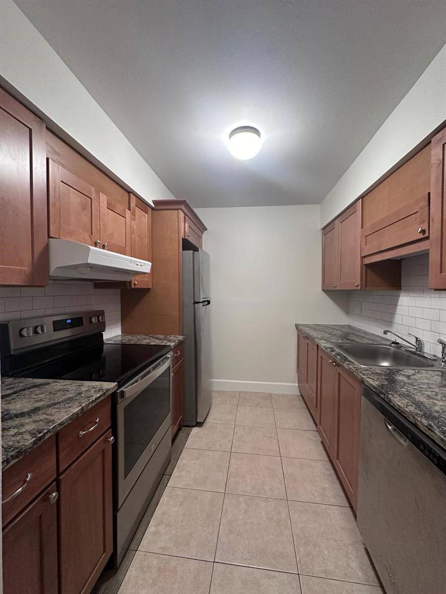 310 CHEROKEE CT #F, Altamonte Springs, FL 32701