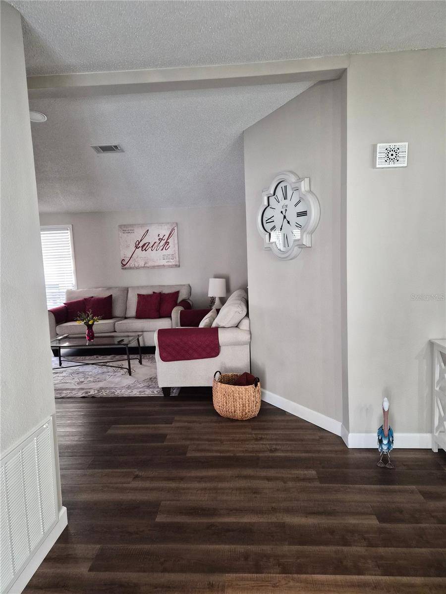 508 SAINT ANDREWS BLVD, Lady Lake, FL 32159