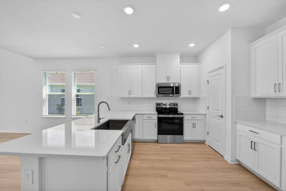 5801 PORTICO PL, Kissimmee, FL 34758