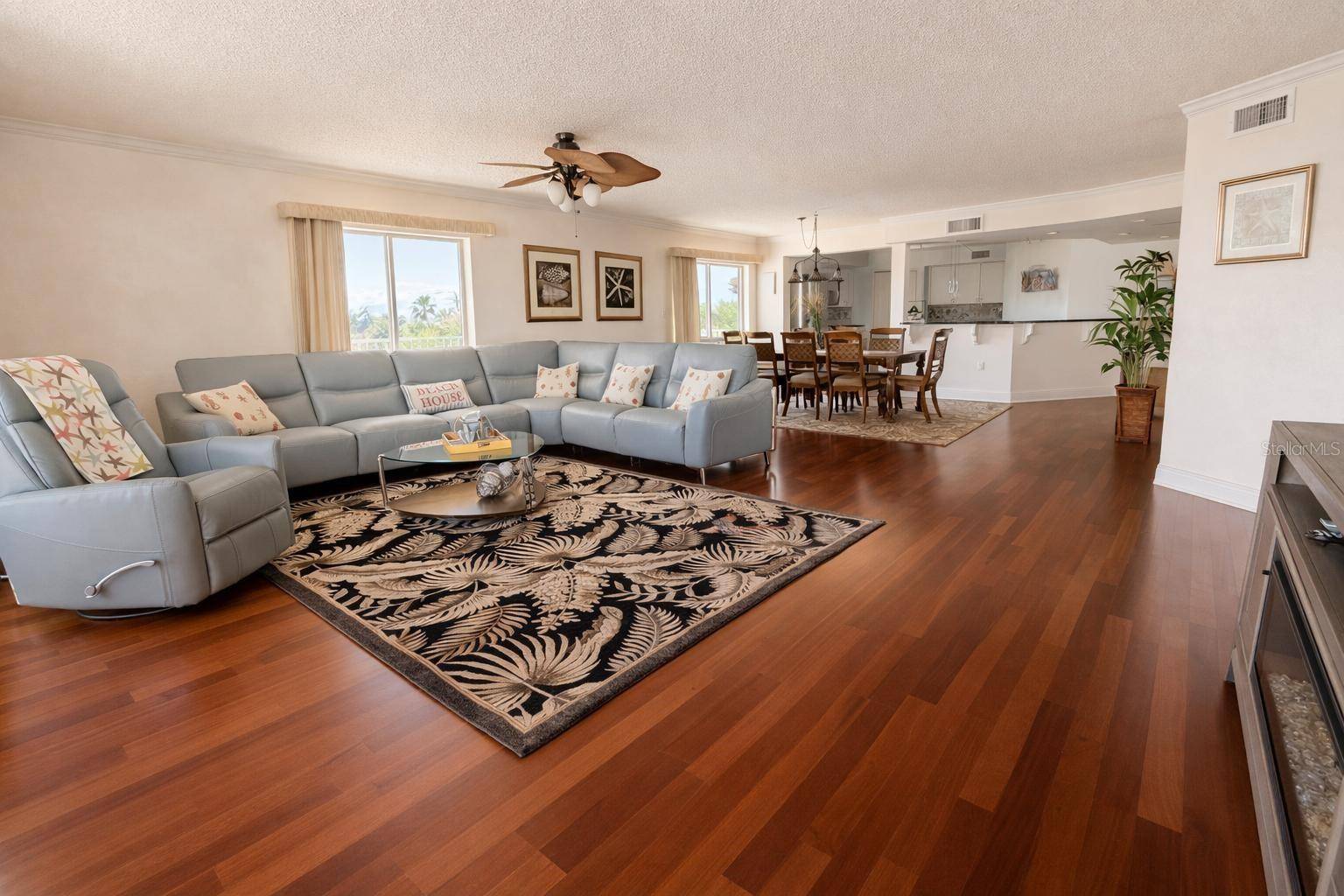 420 HARDING AVE #301, Cocoa Beach, FL 32931
