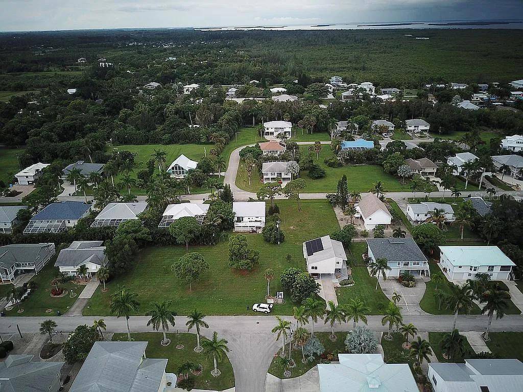 7883 BREAKWATER CT, Bokeelia, FL 33922