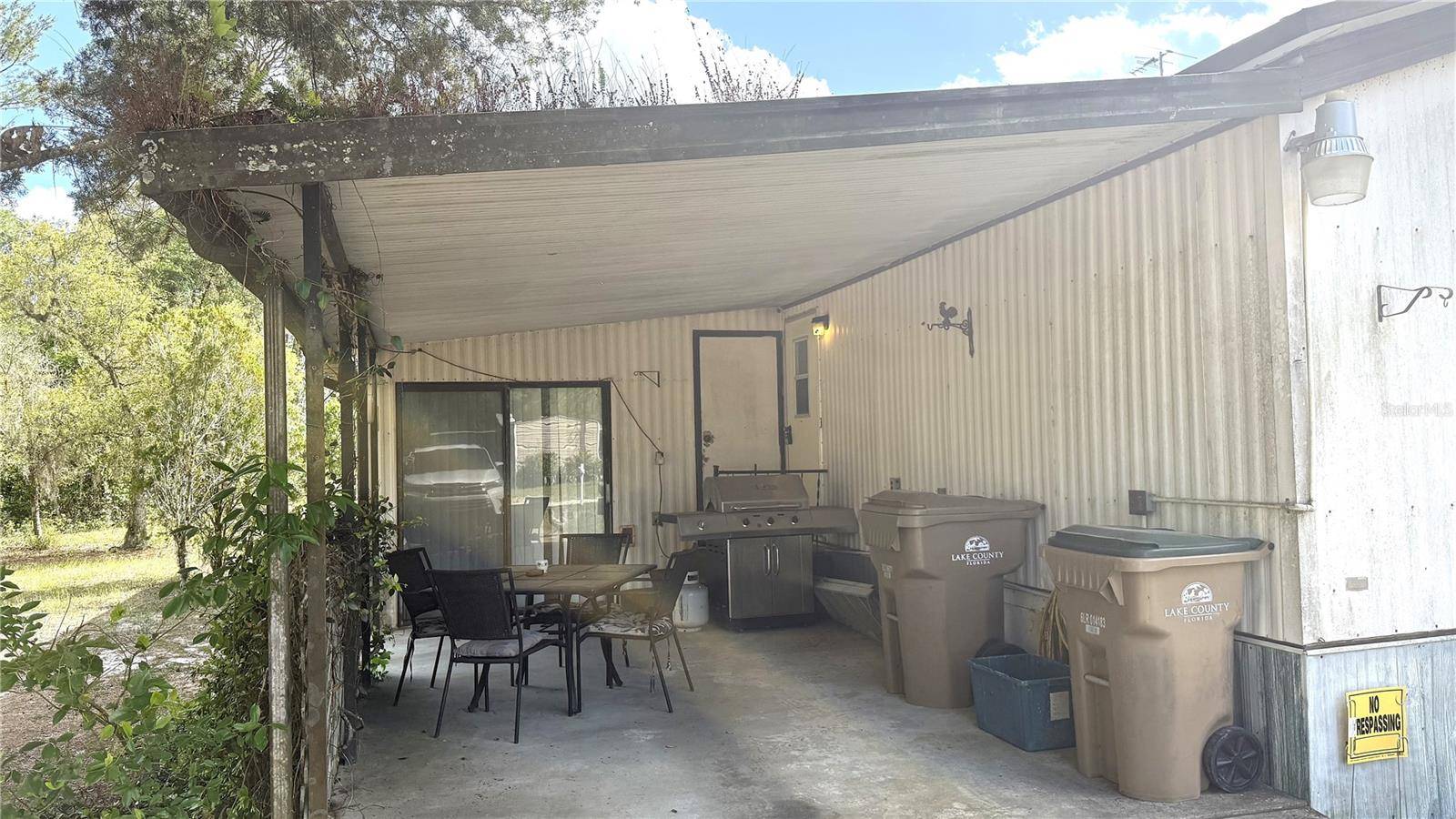 28520 HOLLY AVE, Paisley, FL 32767