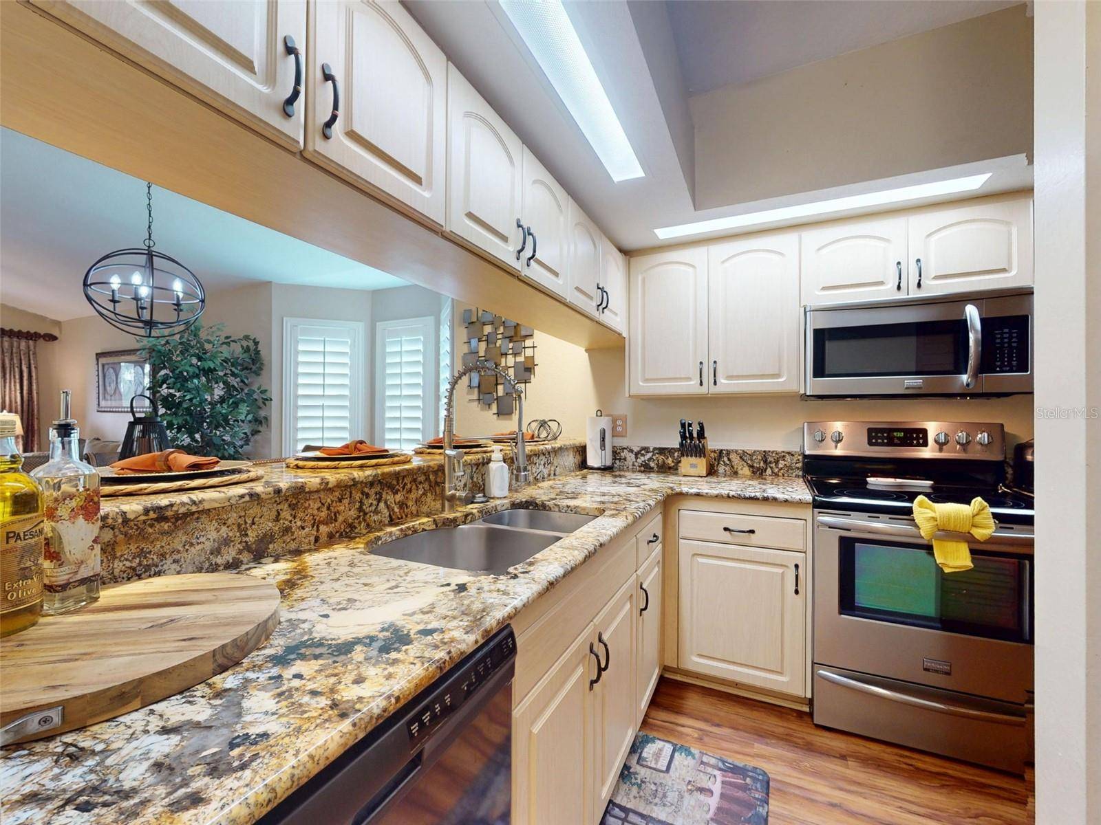 402 BOUCHELLE DR #206, New Smyrna Beach, FL 32169