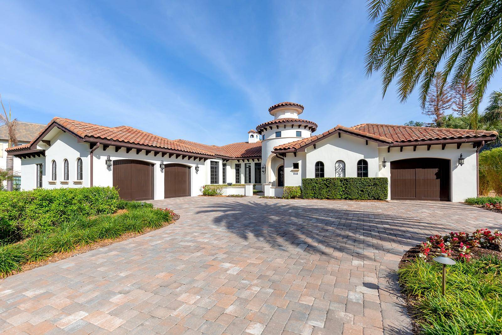 9144 ISLEWORTH GARDENS DR, Windermere, FL 34786
