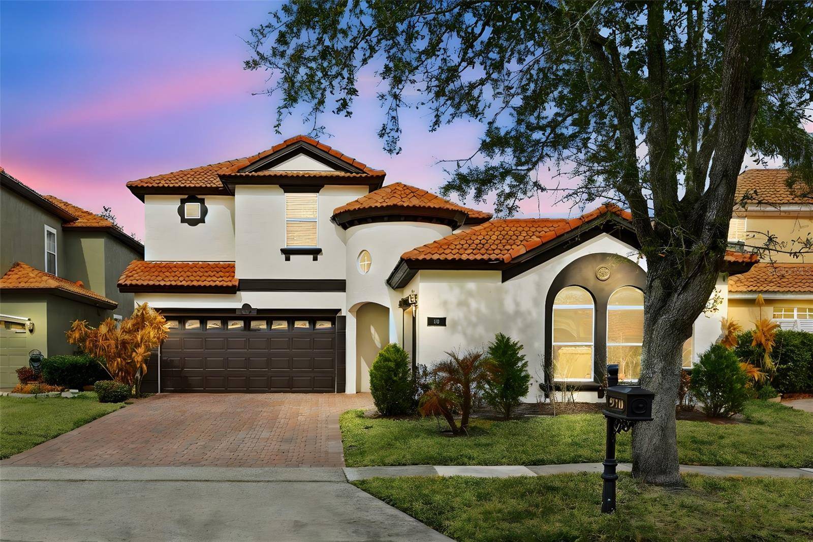 910 LASCALA DR, Windermere, FL 34786