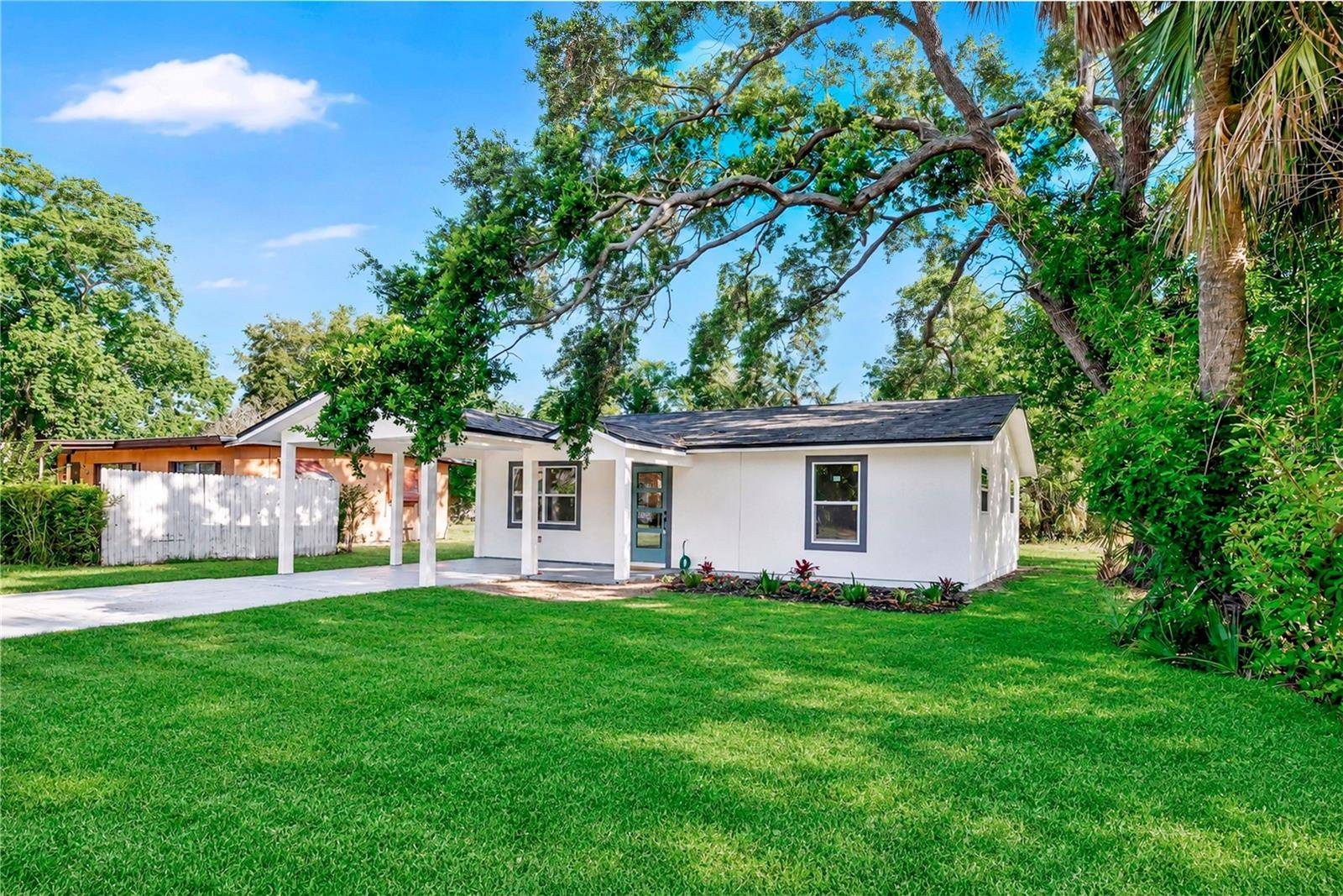483 PENNSYLVANIA AVE, Winter Garden, FL 34787