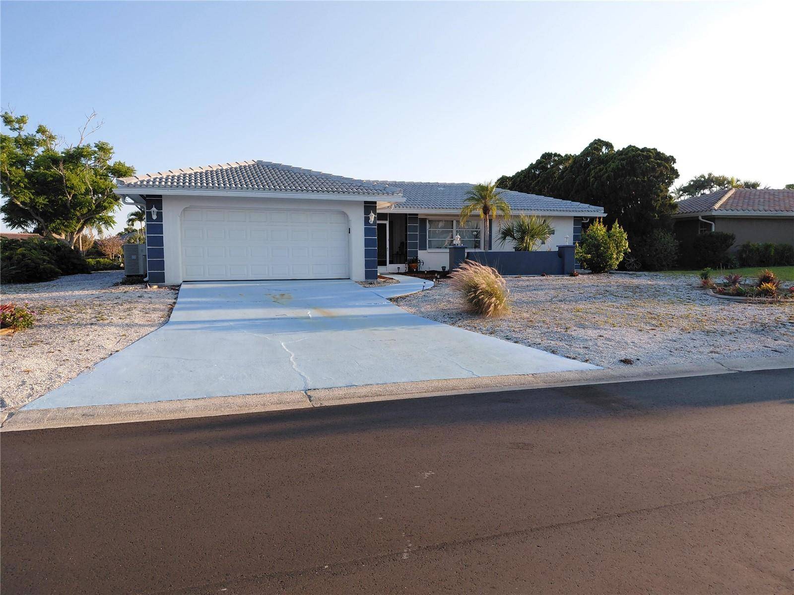 43 WINDSOR DR, Englewood, FL 34223