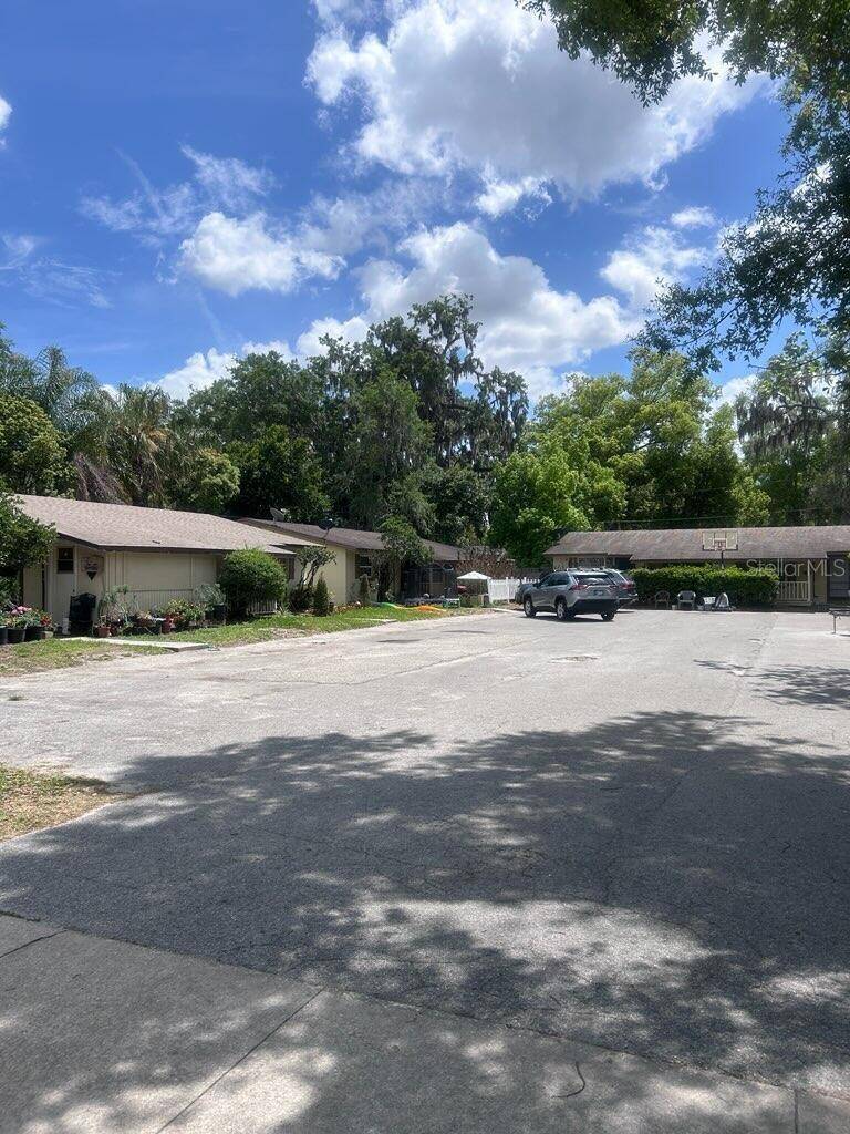 280 E 1ST ST, Apopka, FL 32703