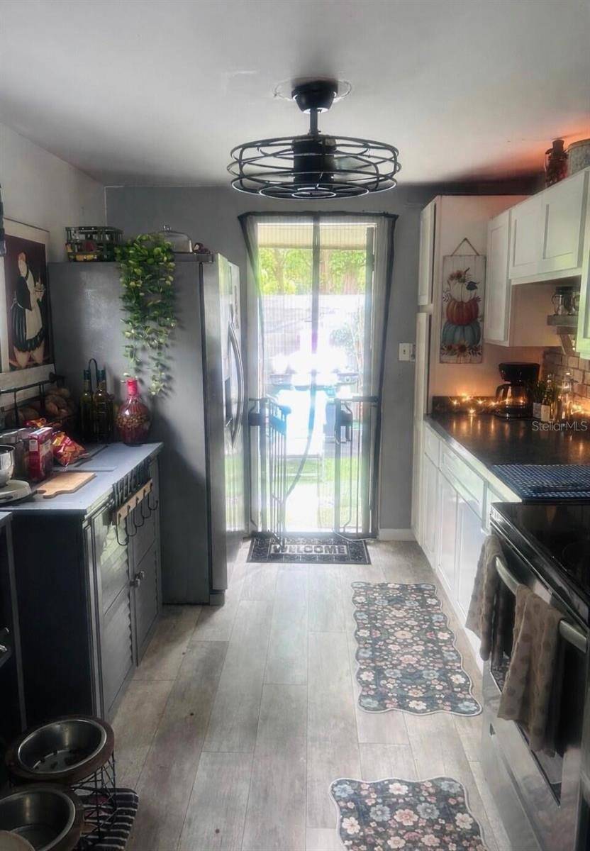 280 E 1ST ST, Apopka, FL 32703