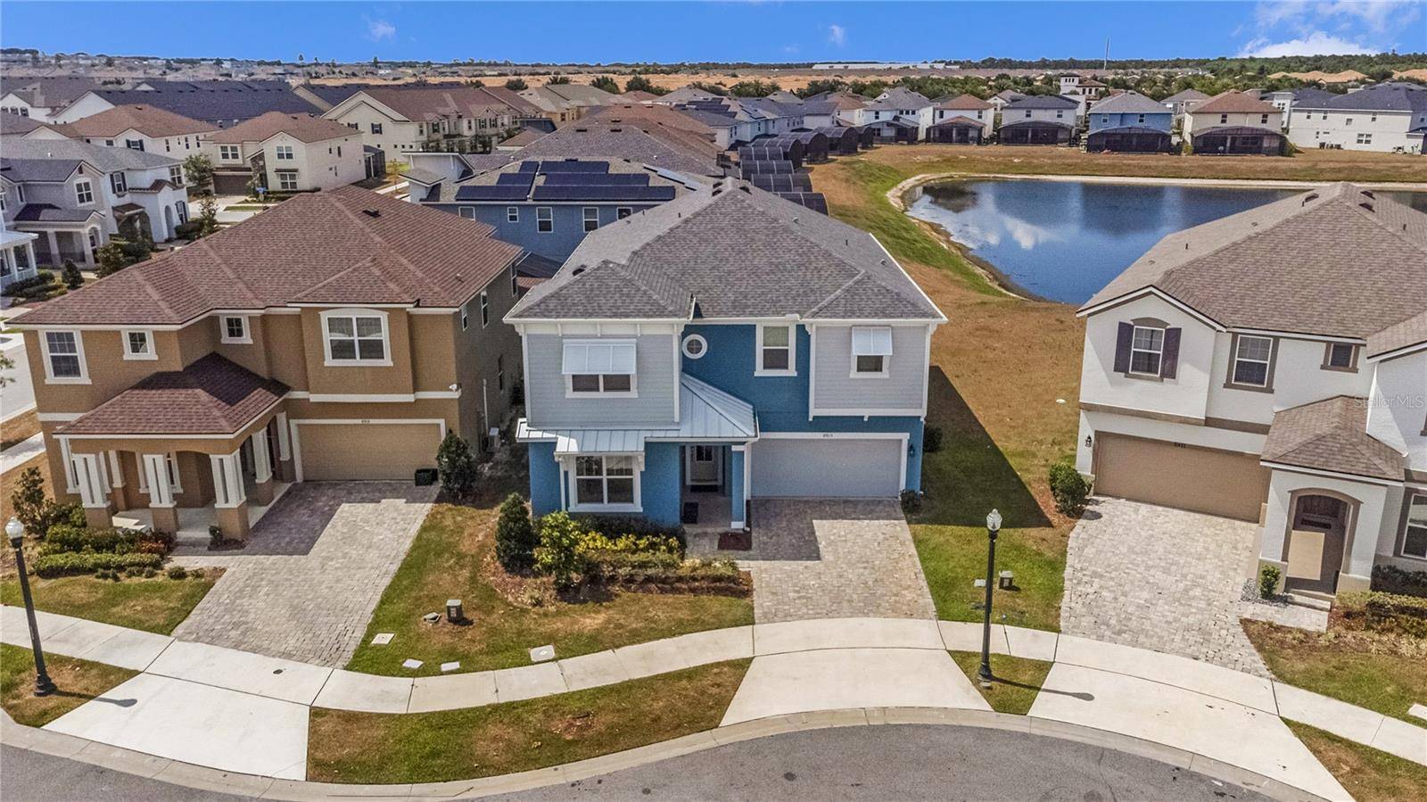 8915 TROPICAL HAVEN CT, Kissimmee, FL 34747