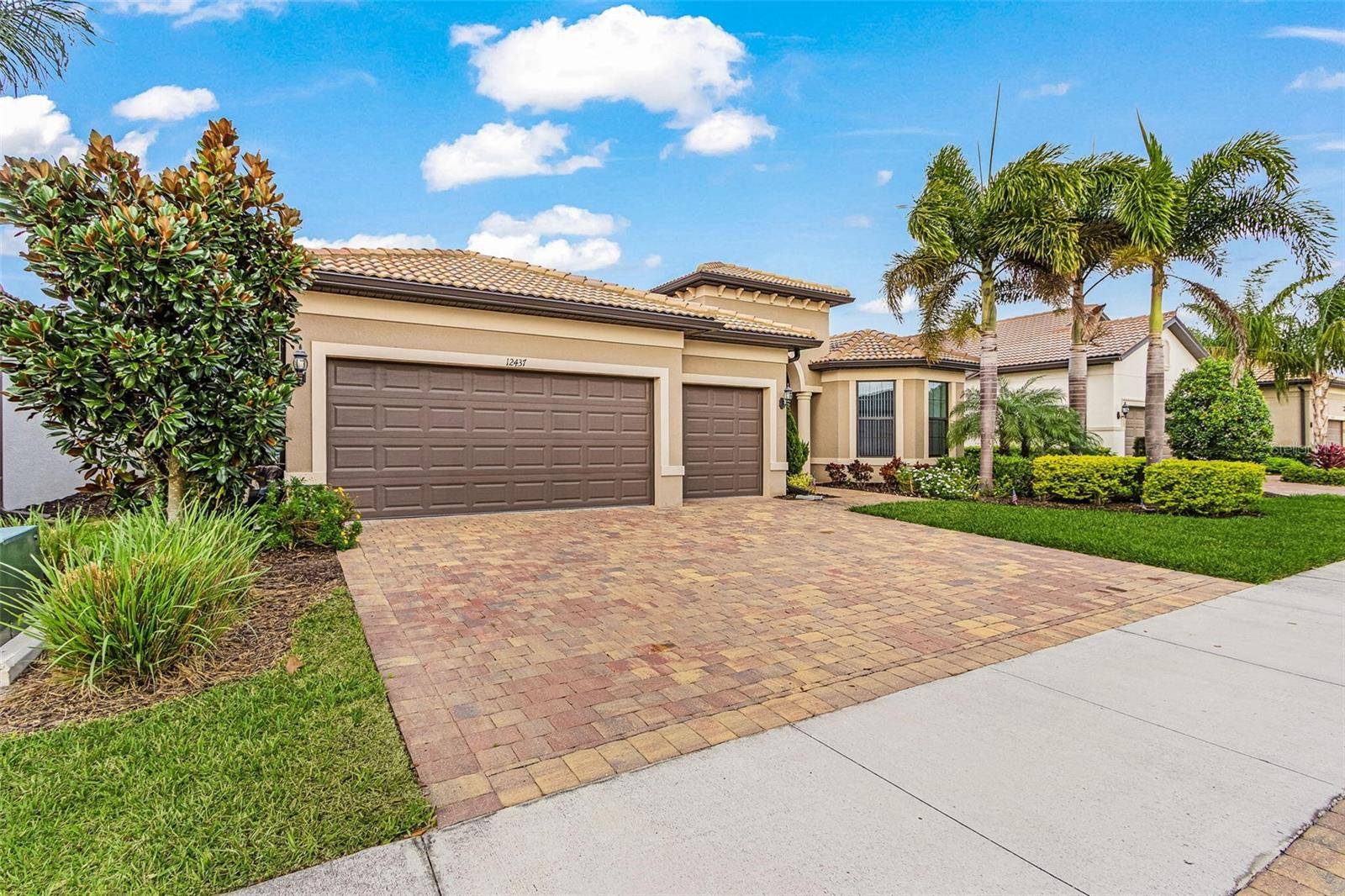 12437 GOLDEN SAGE DR, Sarasota, FL 34238