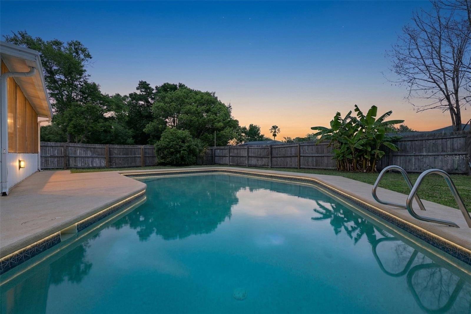 102 N SILVER CLUSTER CT, Longwood, FL 32750