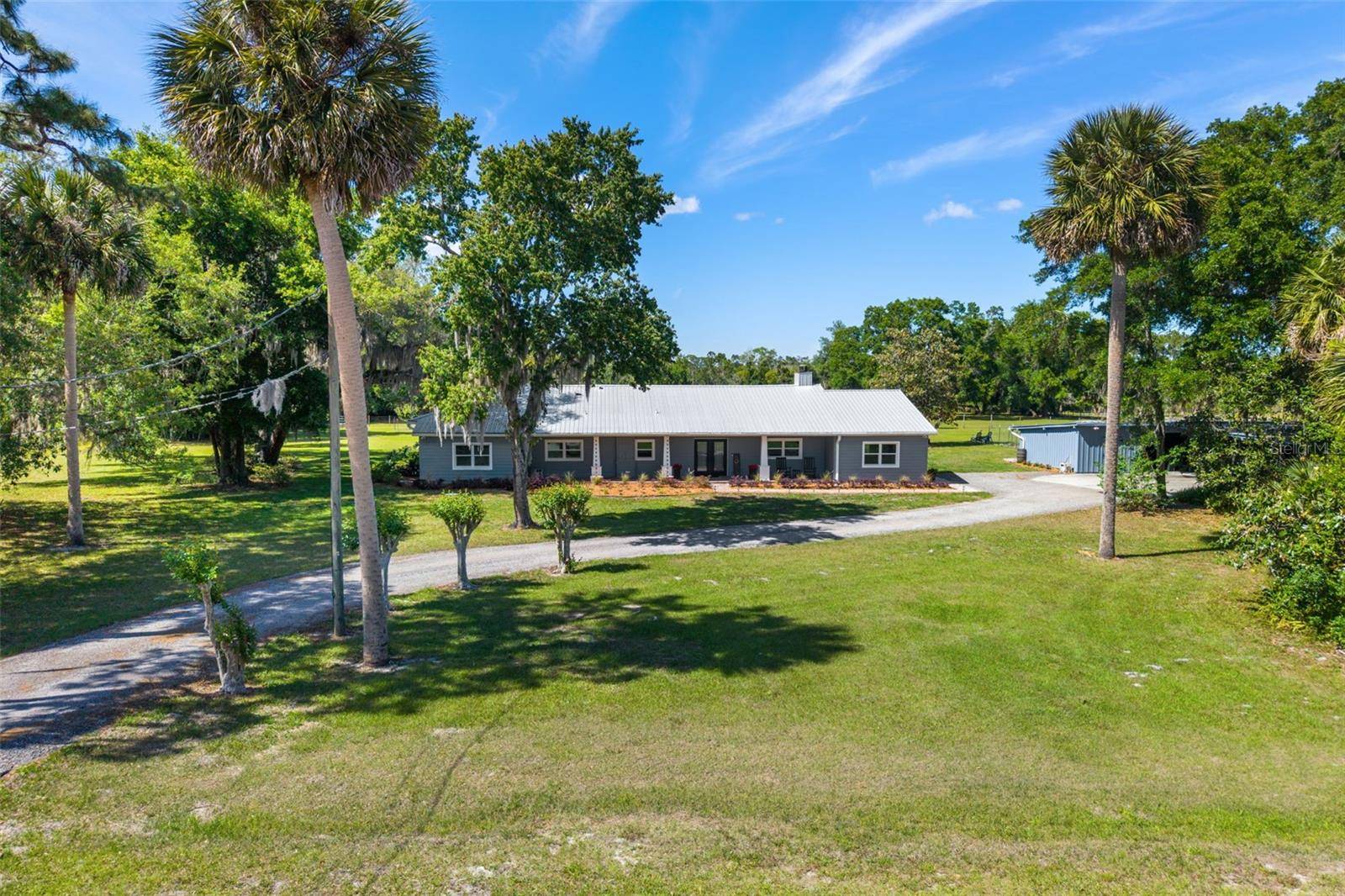 650 OLD MIMS RD, Geneva, FL 32732