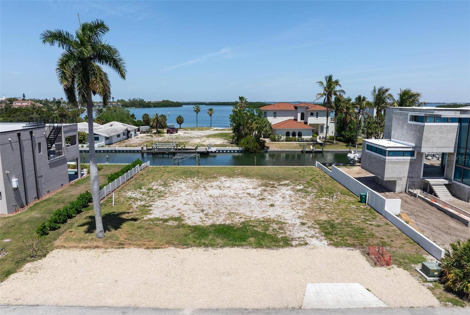581 ROUNTREE DR, Longboat Key, FL 34228