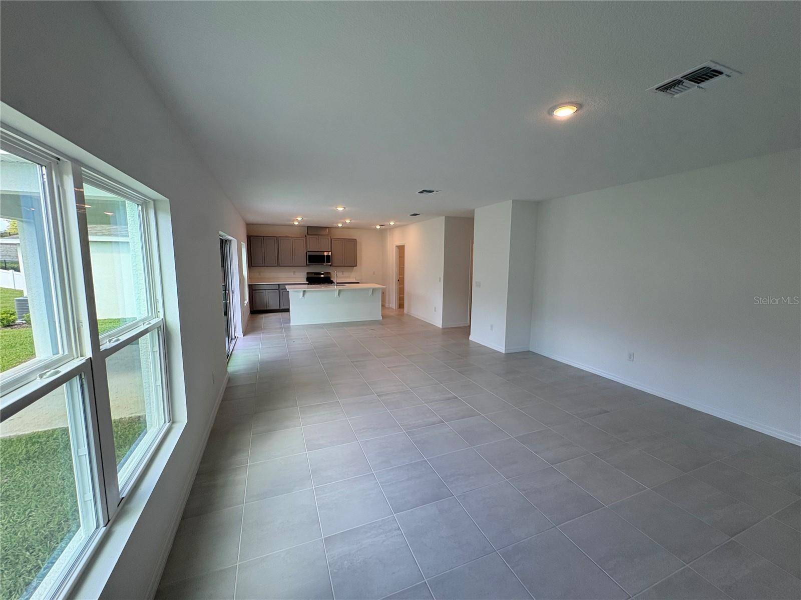 27464 BLACK KITE AVE, Howey In The Hills, FL 34737