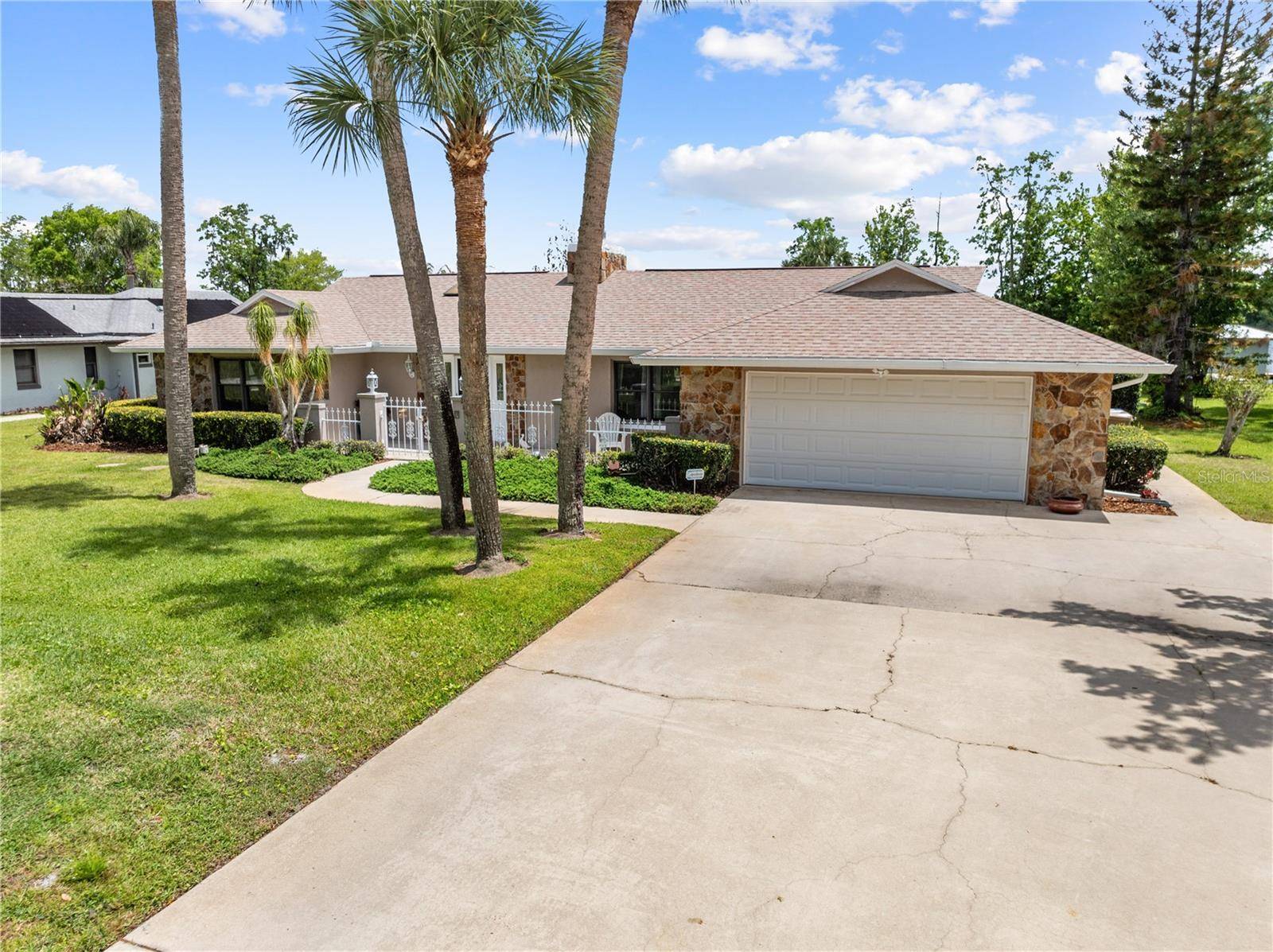 6770 BAY SHORE DR, St Cloud, FL 34771