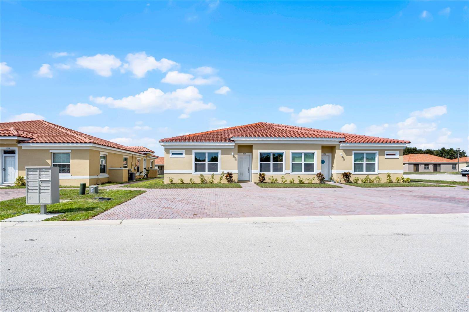 1828 CORIANDER DR, Kissimmee, FL 34759