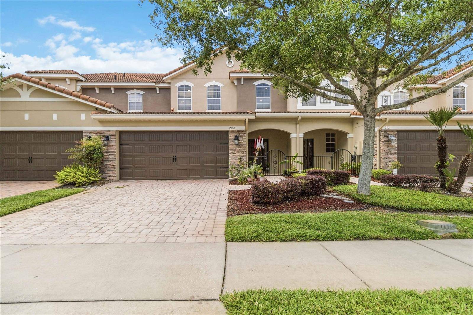 2107 VELVET LEAF DR, Ocoee, FL 34761