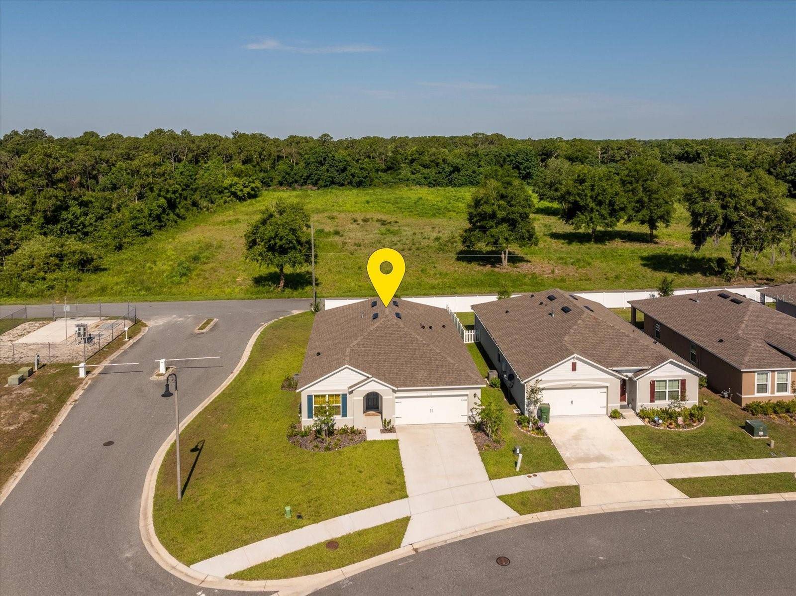 6358 SANDERS GROVE CIR, Okahumpka, FL 34762