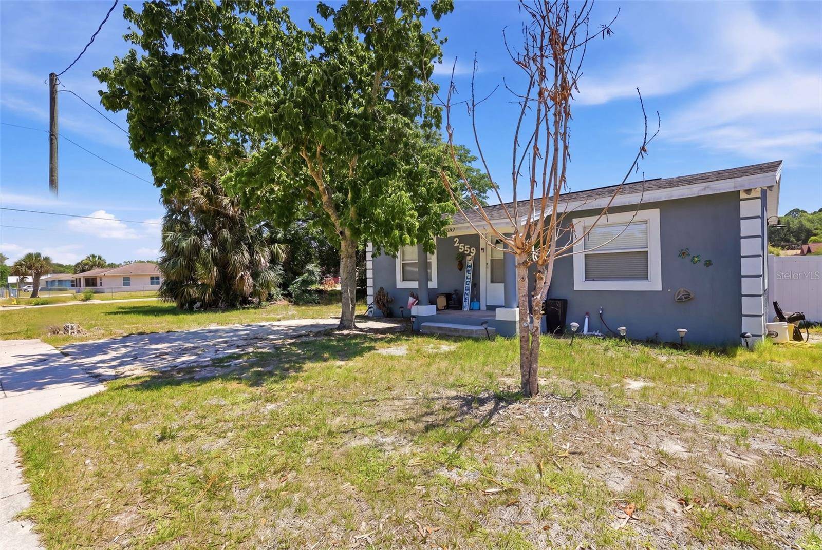2559 HARRY T MOORE AVE, Mims, FL 32754