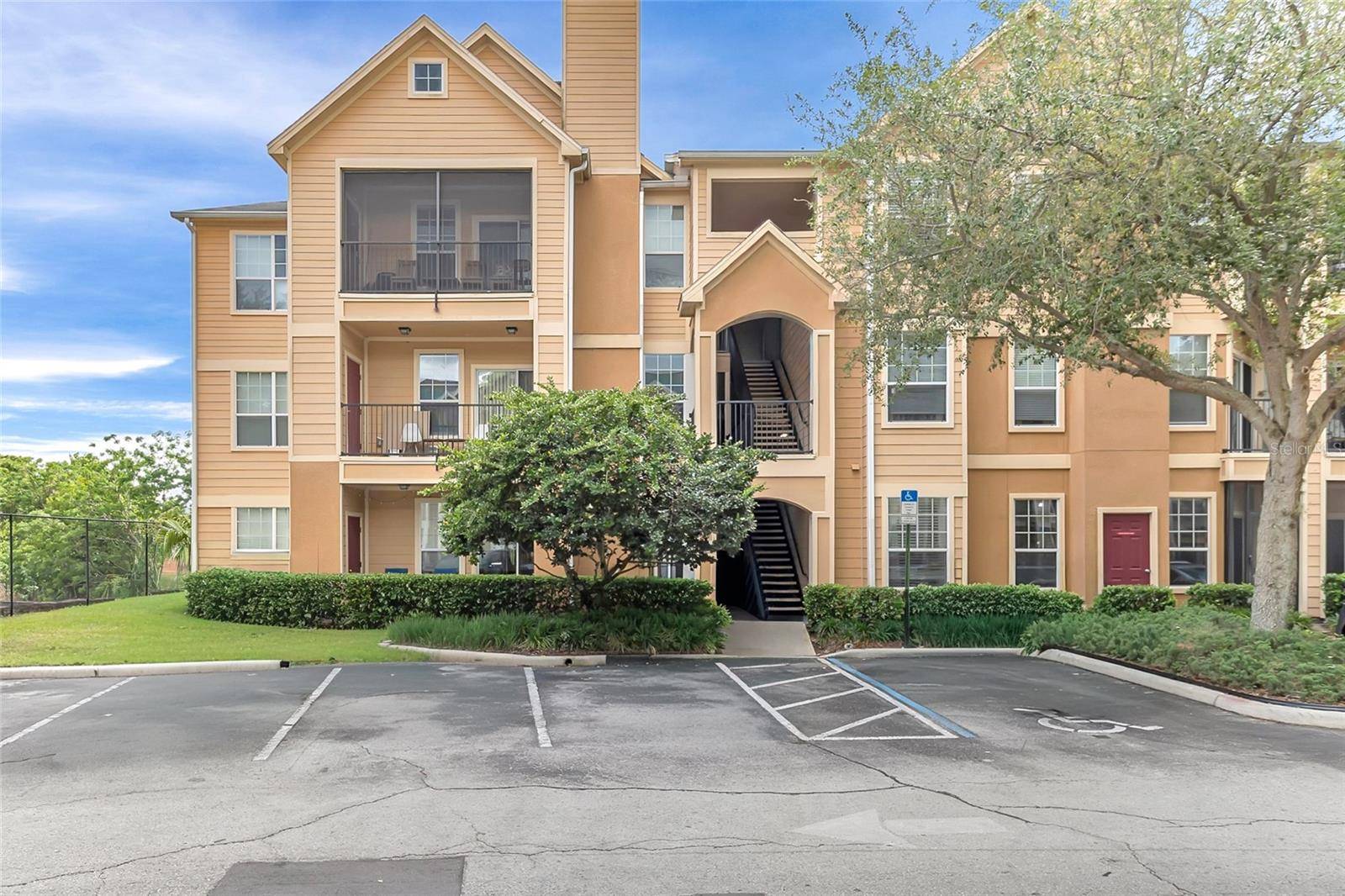 1995 ERVING CIR #208, Ocoee, FL 34761