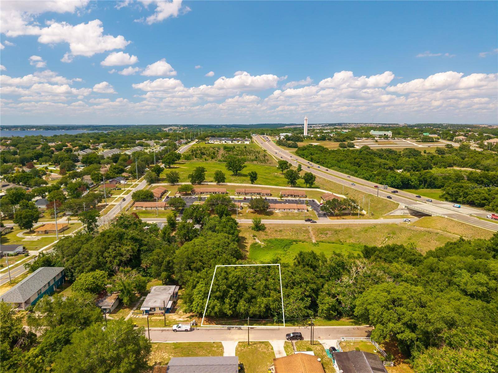 E MINNEOLA AVE, Clermont, FL 34711